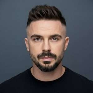 faux hawk, short sides